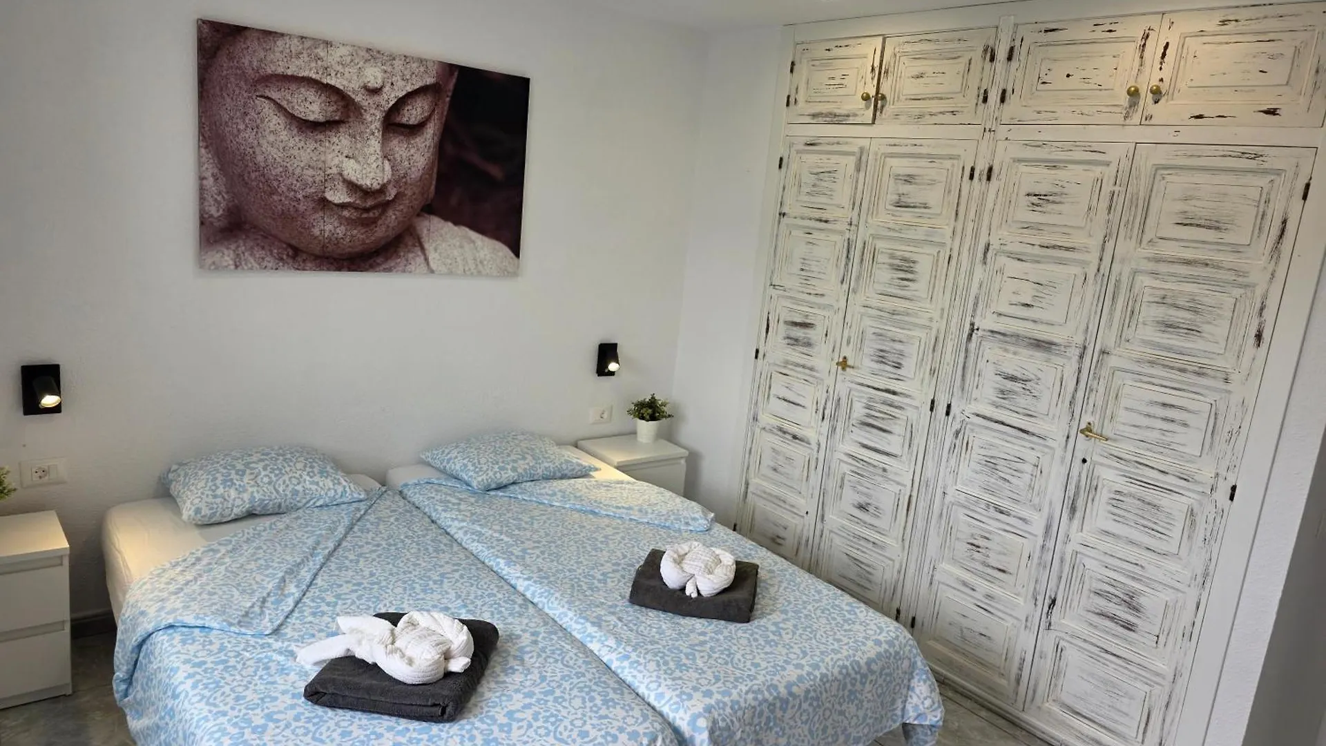Apartment San Marino With Heated Pool, Only 450 Meters To The Beach, Aircondition, Wifi Arona